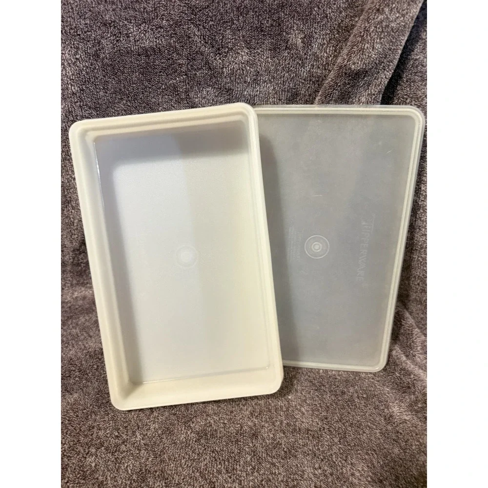 Vintage Tupperware 794-2 Bacon Deli Meat Keeper Container White Sheer Lid 795-20